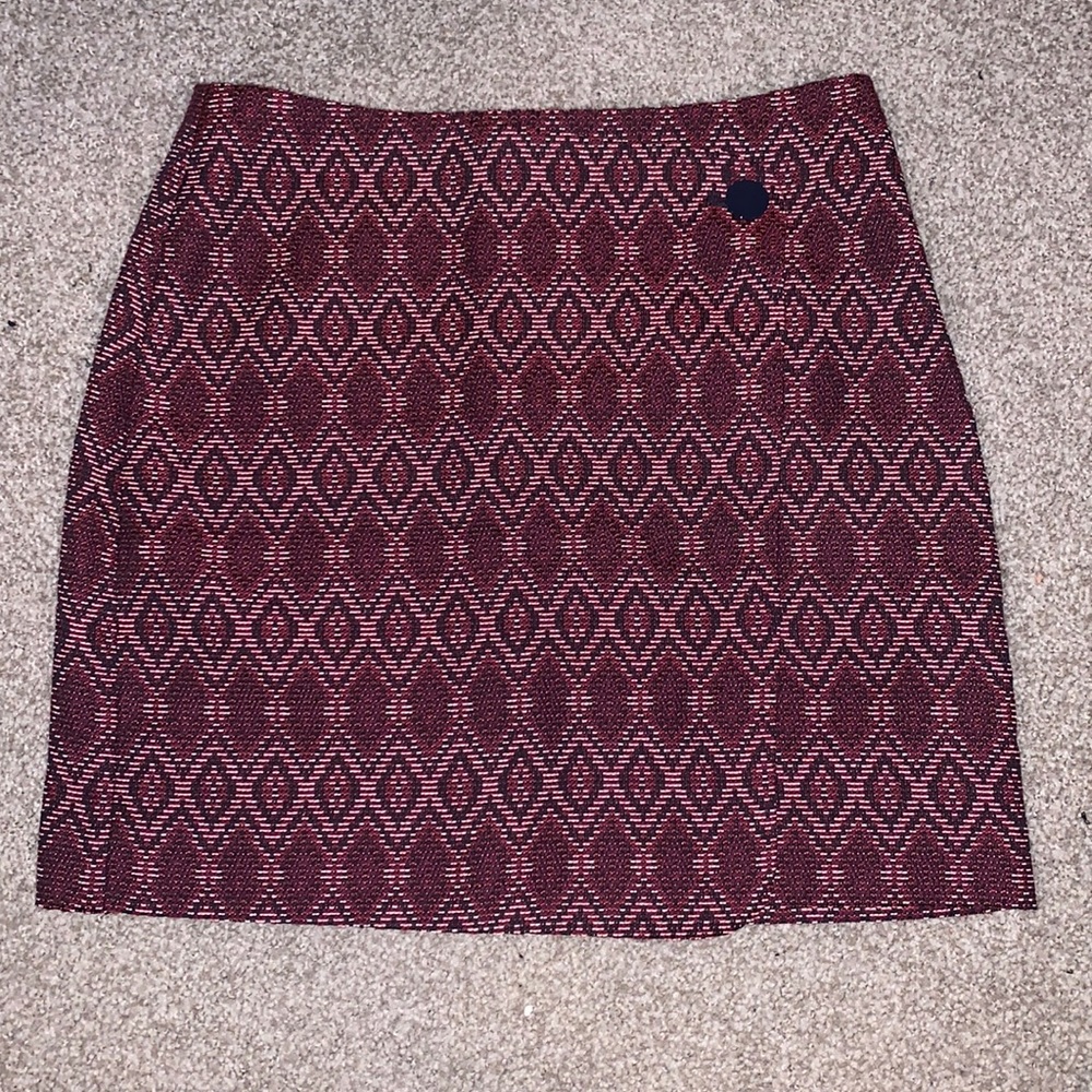 LOFT Skirt - Picture 1 of 3